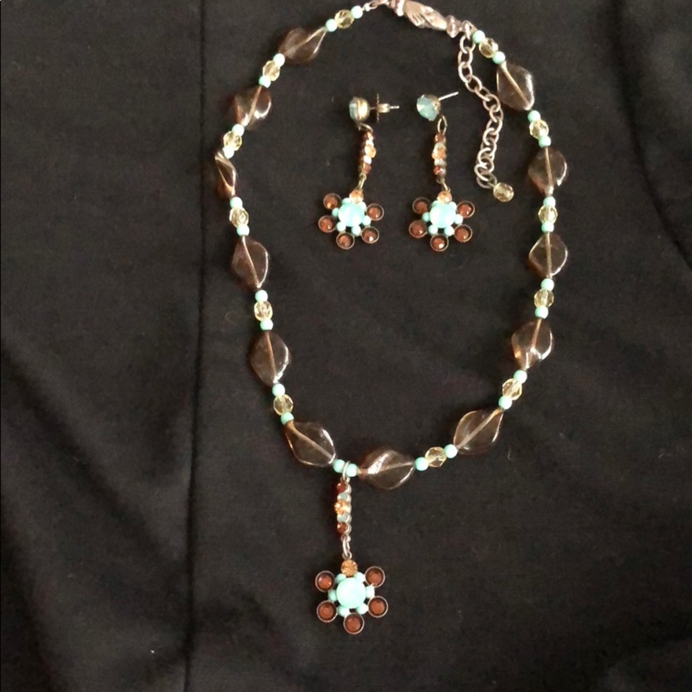 Earring and necklace Set